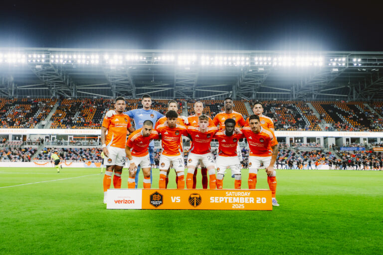 Houston Dynamo continúa en su carrera a los playoffs.