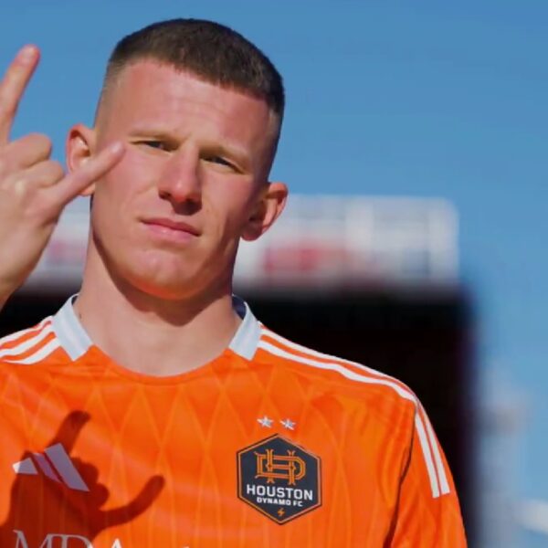 Mateusz Bogusz llega al Houston Dynamo, el equipo va por todo