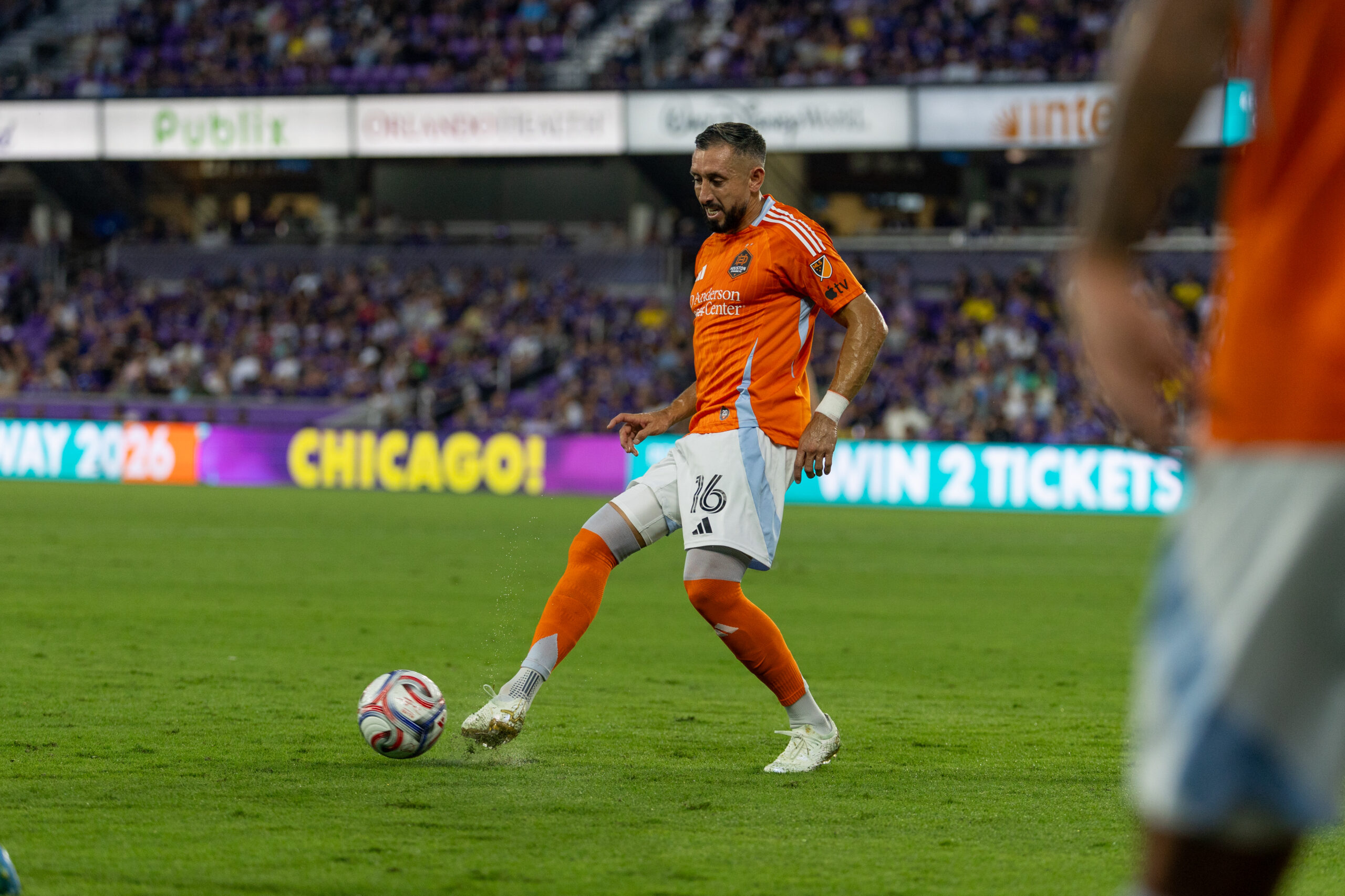 Héctor Herrera marcó el gol del triunfo del Houston Dynamo.