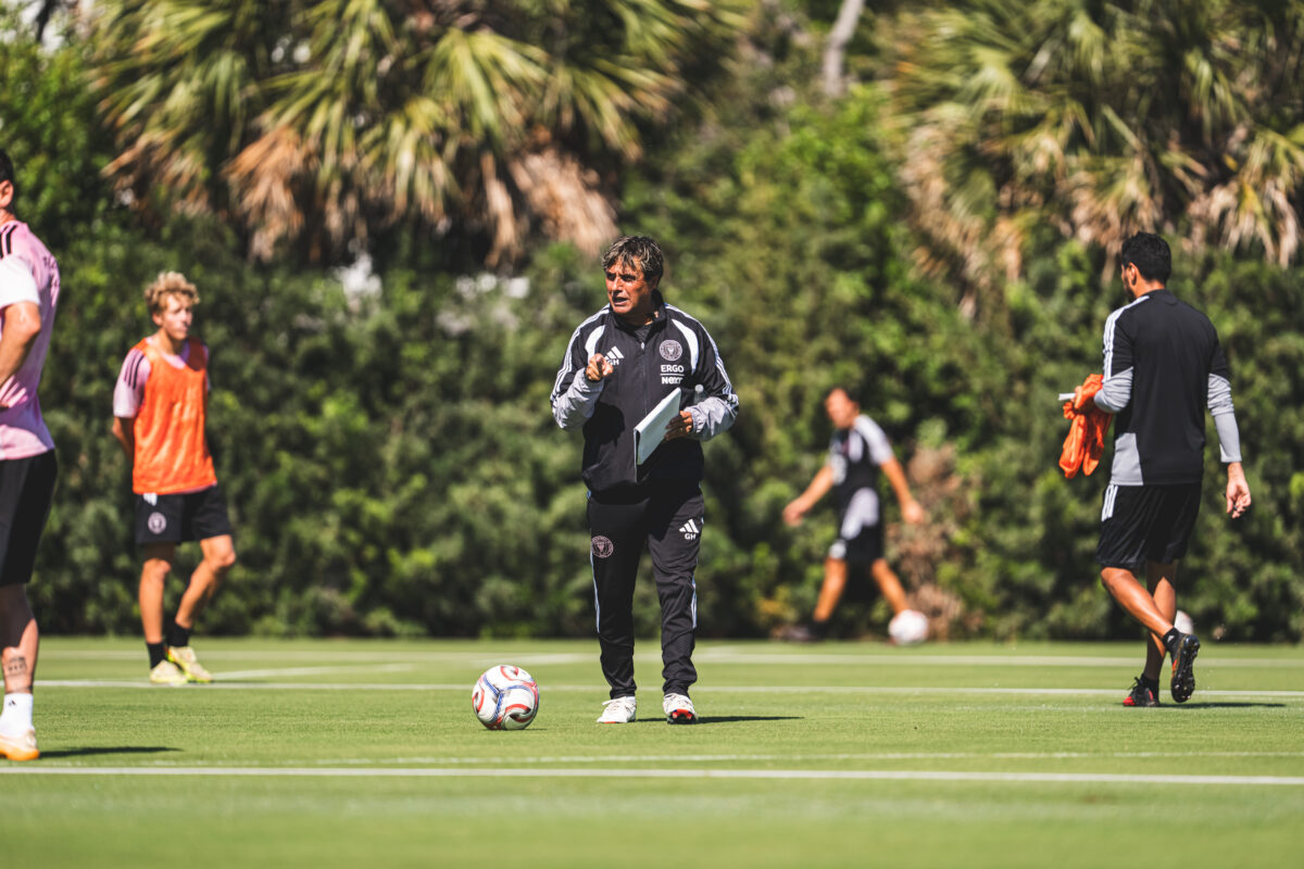 Guillermo Hoyos, entrenador de Inter Miami. 