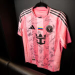 Camiseta especial de Inter Miami CF y Venezuela autografiada por la plantilla